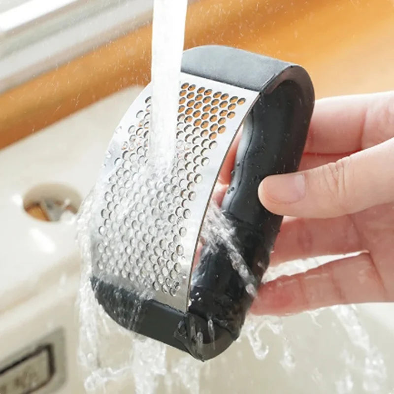 Stainless Steel Manual Garlic Press Mincer Crusher for Fruits Vegetables Kitchen Tool