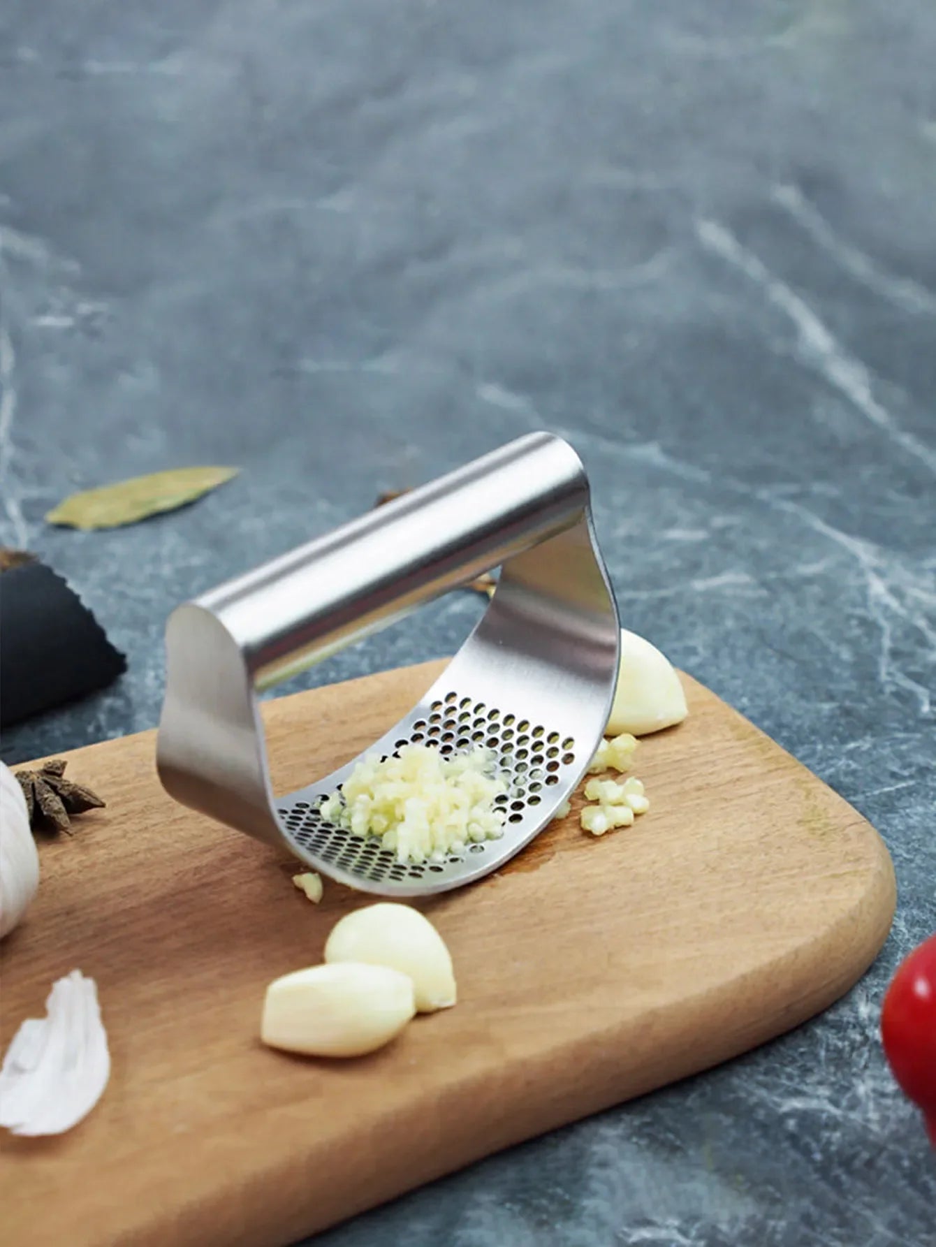 Stainless Steel Manual Garlic Press Mincer Crusher for Fruits Vegetables Kitchen Tool